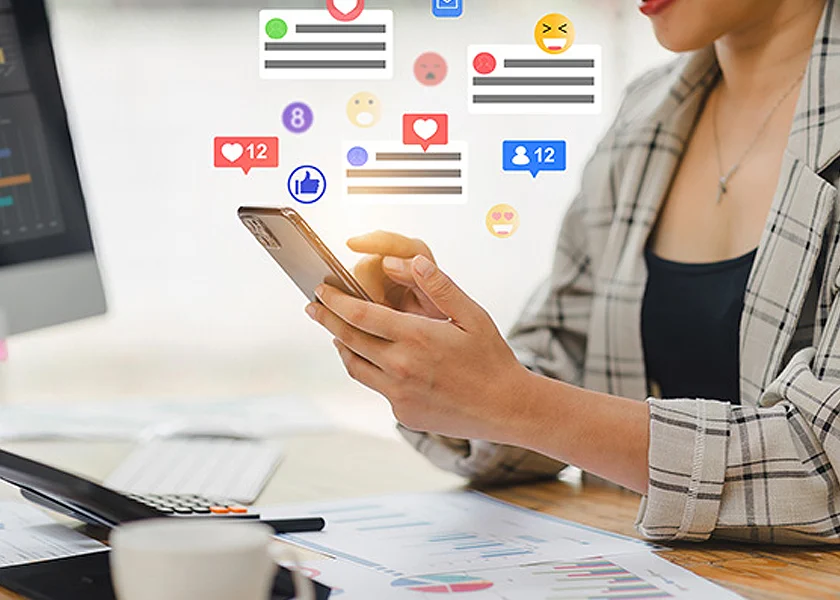 Comunicazione sui Social