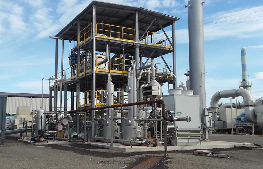 Techno-economic analysis of power generation systems through Syngas utilization in SOFCS