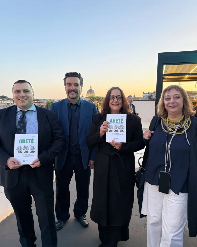 Dieci anni di ricerca, confronto scientifico e produzione accademica riconosciuta.

UniMarconi ha celebrato i 10 anni di Areté. International Journal of Philosophy, Human & Social Sciences, la rivista scientifica internazionale dell’Ateneo riconosciuta da ANVUR come rivista di Classe A nei settori Filosofia Teoretica ed Estetica e Filosofia dei Linguaggi.

Un traguardo che conferma il valore del percorso scientifico sviluppato in questi anni e l’impegno dell’Ateneo nella promozione della ricerca, del dialogo interdisciplinare e della produzione accademica di qualità.

L’incontro, svoltosi ieri, ha riunito studiosi, docenti ed esponenti del mondo accademico per riflettere sulle prospettive della ricerca umanistica contemporanea e sul ruolo delle pubblicazioni scientifiche nel panorama culturale nazionale e internazionale.

Un anniversario che testimonia la capacità di UniMarconi di investire in ricerca, produzione scientifica e progettualità editoriali riconosciute, contribuendo attivamente al dibattito accademico e culturale contemporaneo.

🇬🇧
Ten years of research, scientific debate, and recognized academic production.

UniMarconi celebrated the 10th anniversary of Areté. International Journal of Philosophy, Human & Social Sciences, the University's international scientific journal, recognized by ANVUR as a Class A journal in the fields of Theoretical Philosophy and Aesthetics and Philosophy of Languages.

This milestone confirms the value of the scientific path developed in recent years and the University's commitment to promoting research, interdisciplinary dialogue, and high-quality academic production.

The meeting, held yesterday, brought together scholars, faculty, and academics to reflect on the prospects of contemporary humanities research and the role of scientific publications in the national and international cultural landscape.

This anniversary demonstrates UniMarconi's ability to invest in research, scientific production, and recognized publishing projects, actively contributing to contemporary academic and cultural debate.

#UniMarconi #Ricerca #ANVUR #Areté #Filosofia #RicercaScientifica #Università #ClasseA